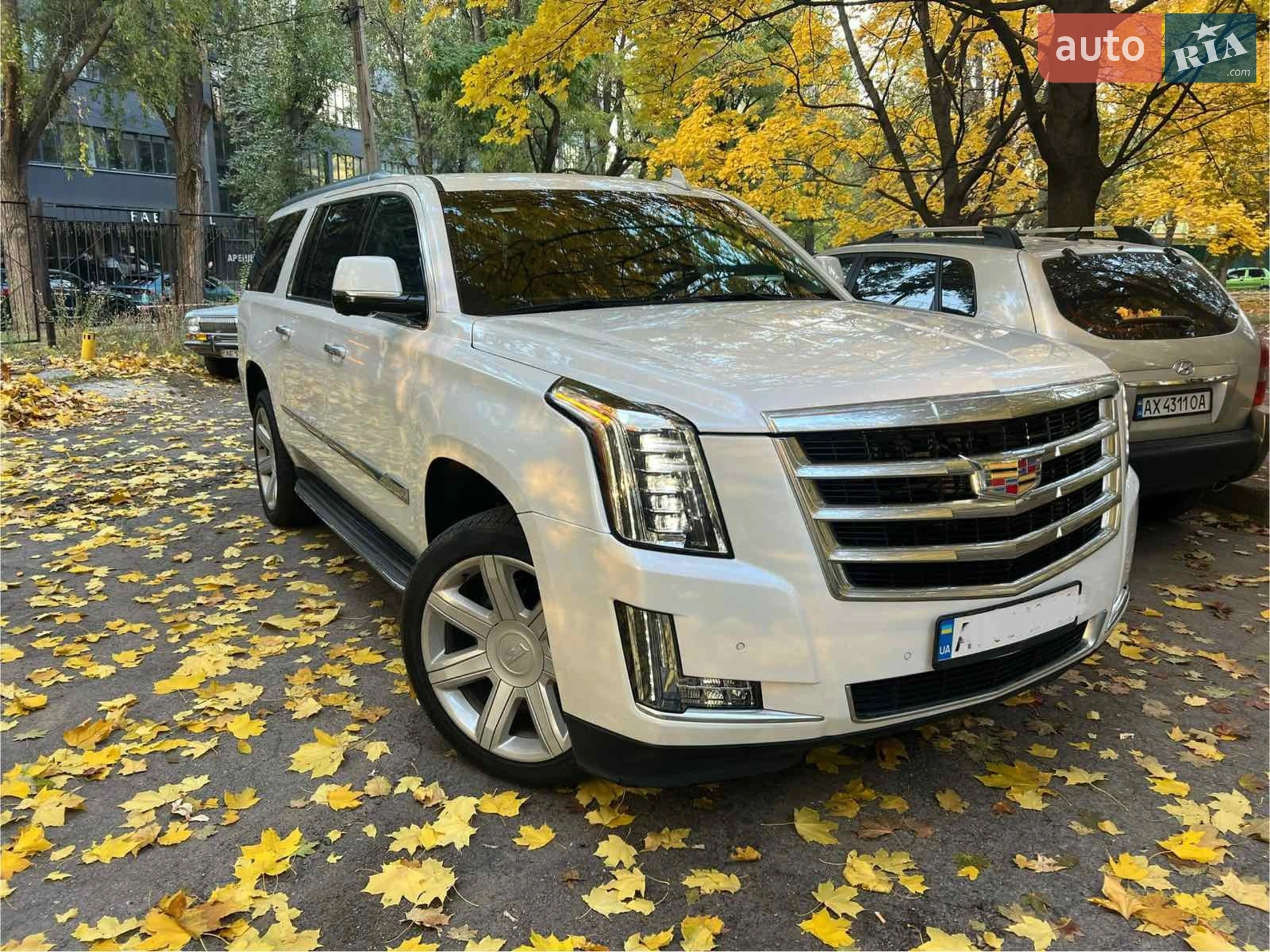 2016 Cadillac Escalade - мініатюра 16