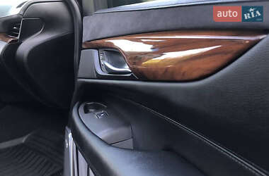 Внедорожник / Кроссовер Cadillac Escalade 2016 в 