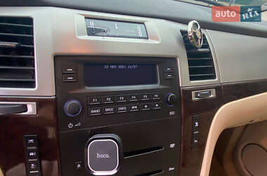 Внедорожник / Кроссовер Cadillac Escalade 2006 в 