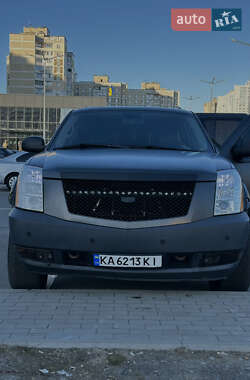 Внедорожник / Кроссовер Cadillac Escalade 2008 в 