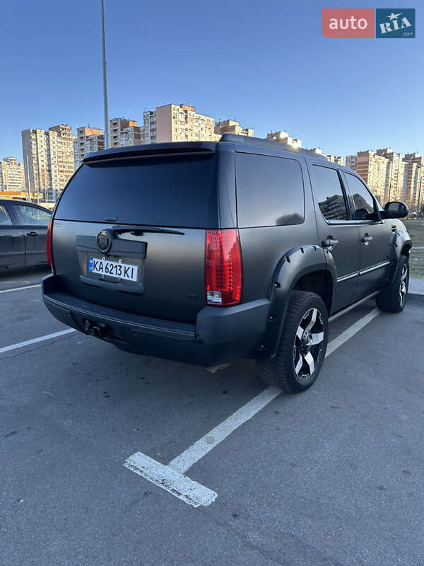 Внедорожник / Кроссовер Cadillac Escalade 2008 в Киеве