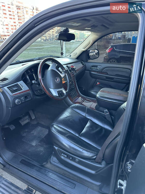 Внедорожник / Кроссовер Cadillac Escalade 2008 в Киеве