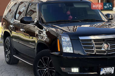 Позашляховик / Кросовер Cadillac Escalade 2007 в Івано-Франківську