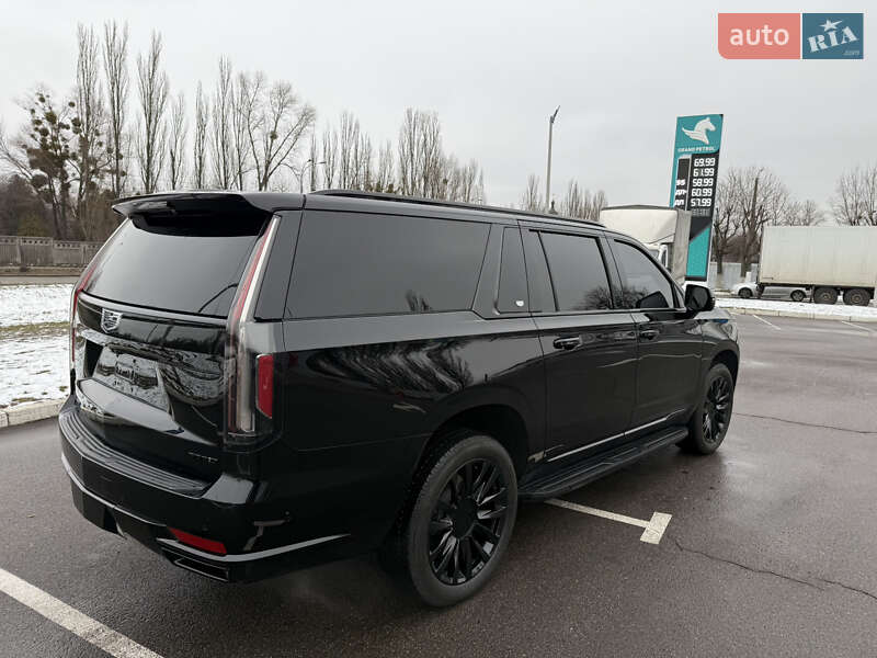 Универсал Cadillac Escalade 2023 в Киеве