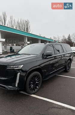 Универсал Cadillac Escalade 2023 в 