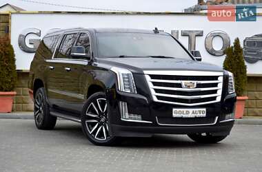Внедорожник / Кроссовер Cadillac Escalade 2017 в 