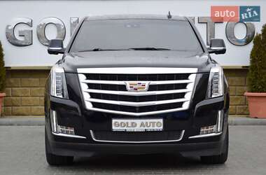 Внедорожник / Кроссовер Cadillac Escalade 2017 в 