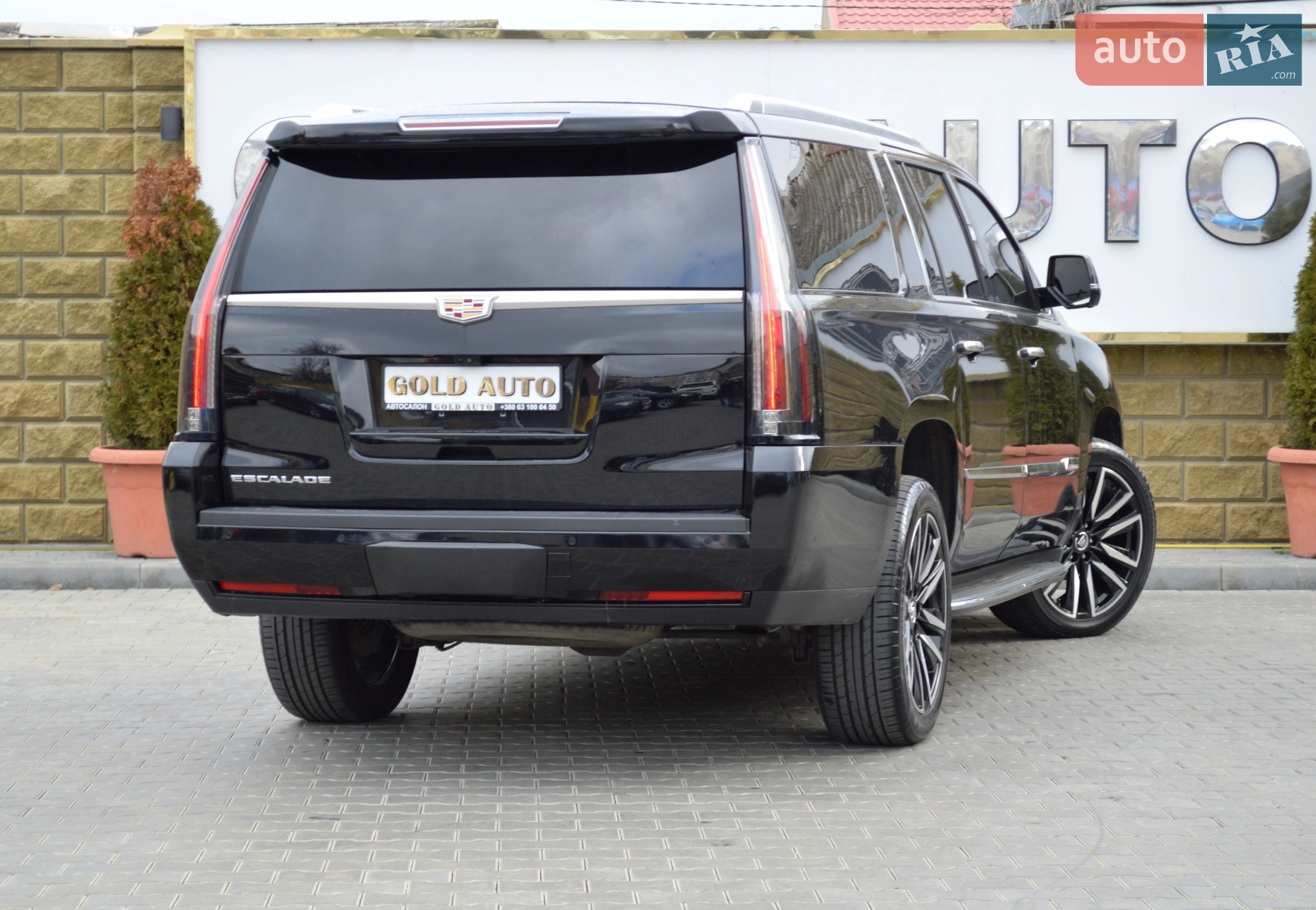 2017 Cadillac Escalade - мініатюра 18
