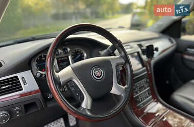 Внедорожник / Кроссовер Cadillac Escalade 2013 в 