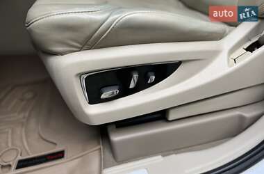 Внедорожник / Кроссовер Cadillac Escalade 2016 в 