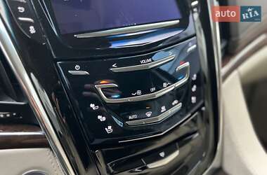Внедорожник / Кроссовер Cadillac Escalade 2016 в 