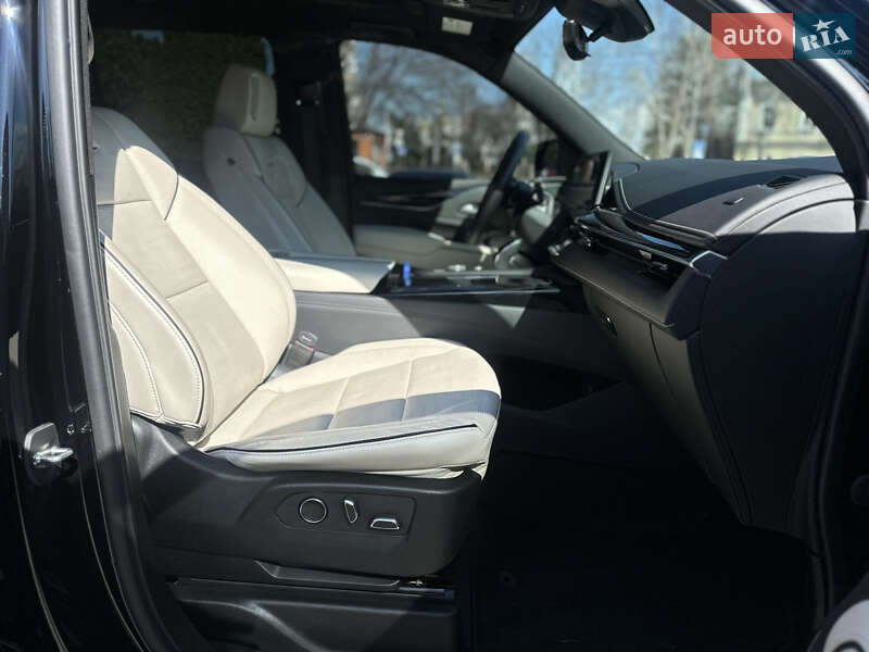 Внедорожник / Кроссовер Cadillac Escalade 2023 в Киеве фото 34 Внедорожник / Кроссовер Cadillac Escalade 2023 в Киеве