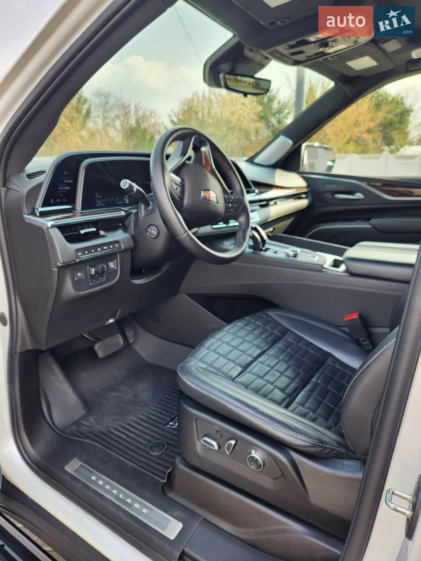 2022 Cadillac Escalade - мініатюра 10