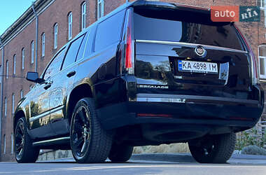 Внедорожник / Кроссовер Cadillac Escalade 2014 в Львове