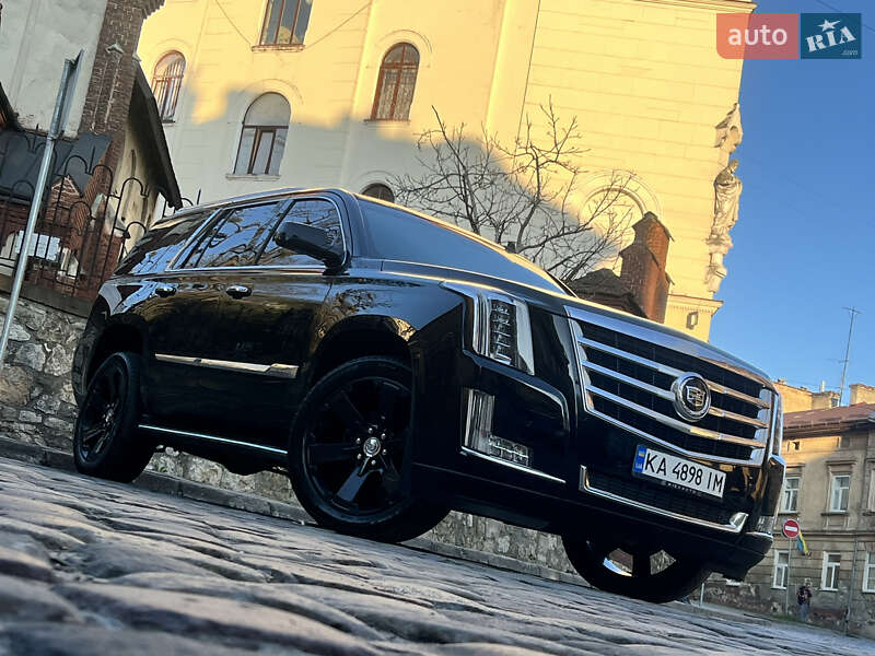 Cadillac Escalade 2014