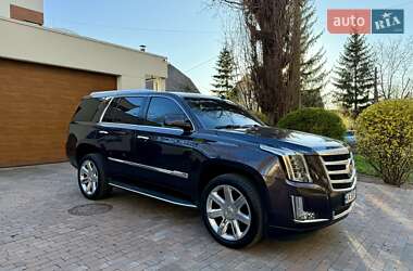 Внедорожник / Кроссовер Cadillac Escalade 2014 в 