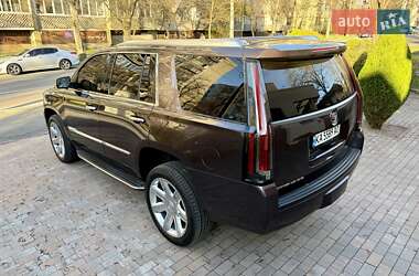 Внедорожник / Кроссовер Cadillac Escalade 2014 в 