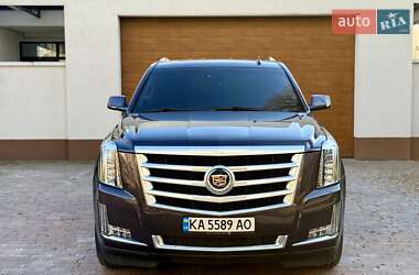 Внедорожник / Кроссовер Cadillac Escalade 2014 в 