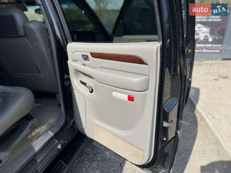 Пикап Cadillac Escalade 2002 в Ивано-Франковске