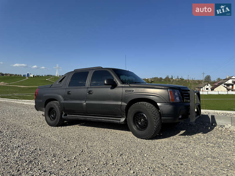 Пикап Cadillac Escalade 2002 в Ивано-Франковске