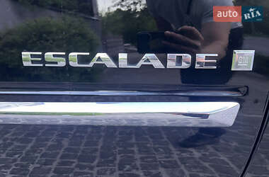 Позашляховик / Кросовер Cadillac Escalade 2008 в 