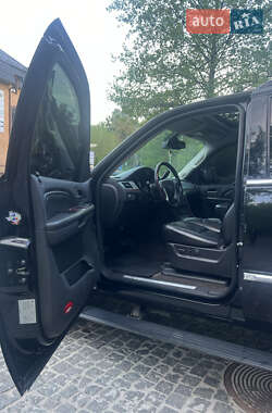 Позашляховик / Кросовер Cadillac Escalade 2008 в 
