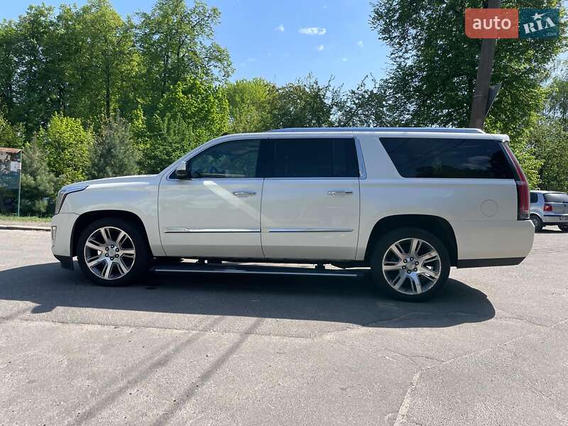 Внедорожник / Кроссовер Cadillac Escalade 2014 в Киеве