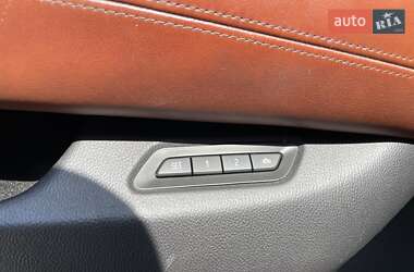 Внедорожник / Кроссовер Cadillac Escalade 2014 в 