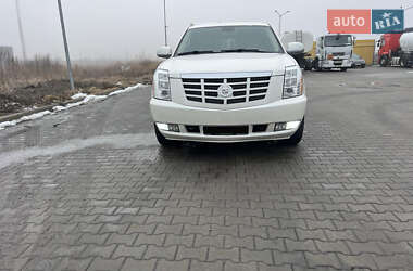 Внедорожник / Кроссовер Cadillac Escalade 2011 в 
