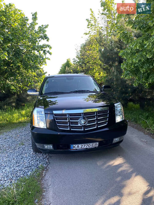 Позашляховик / Кросовер Cadillac Escalade 2008 в 
