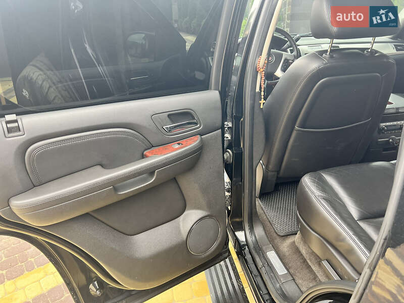 Внедорожник / Кроссовер Cadillac Escalade 2008 в Киеве