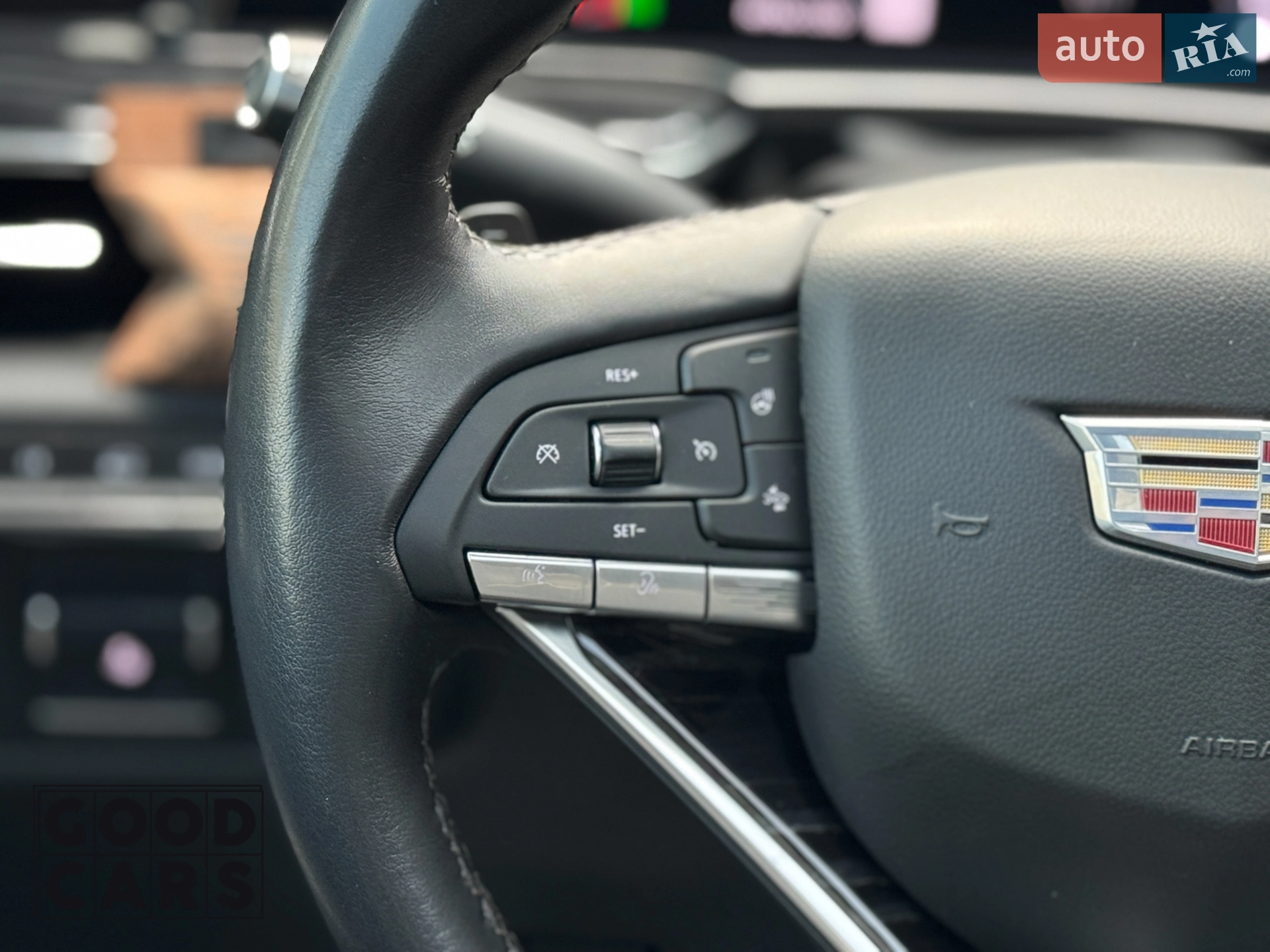 2021 Cadillac Escalade - мініатюра 26