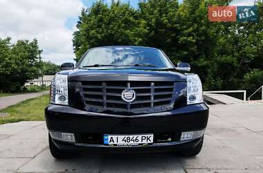 Позашляховик / Кросовер Cadillac Escalade 2008 в Києві