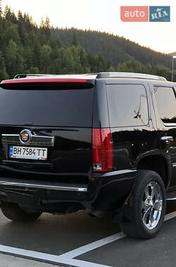 Внедорожник / Кроссовер Cadillac Escalade 2007 в 