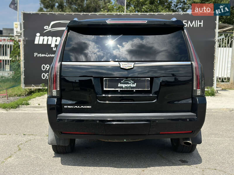 Внедорожник / Кроссовер Cadillac Escalade 2016 в Харькове