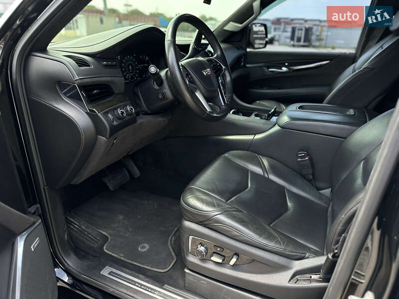 Внедорожник / Кроссовер Cadillac Escalade 2016 в Харькове