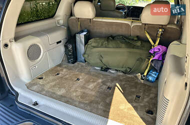 Внедорожник / Кроссовер Cadillac Escalade 2001 в 