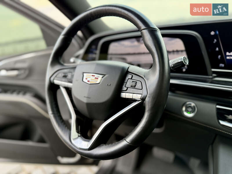 Внедорожник / Кроссовер Cadillac Escalade 2020 в Киеве