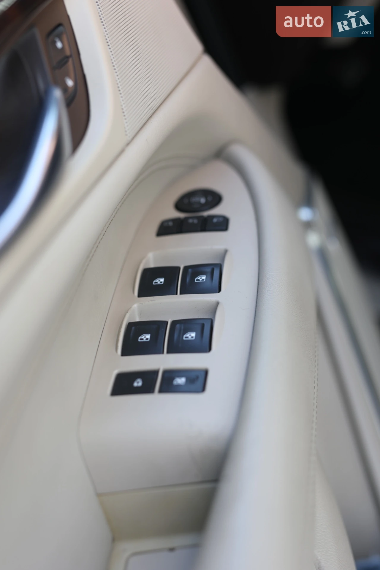 2014 Cadillac Escalade - мініатюра 42