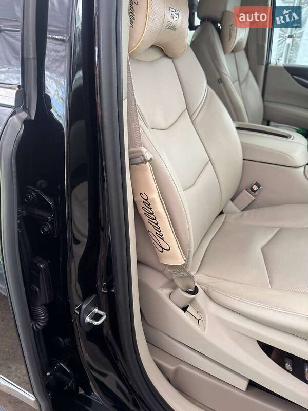 Внедорожник / Кроссовер Cadillac Escalade 2014 в Львове фото 71 Внедорожник / Кроссовер Cadillac Escalade 2014 в Львове