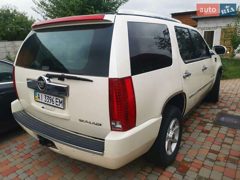 Внедорожник / Кроссовер Cadillac Escalade 2008 в Киеве