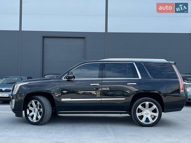 Внедорожник / Кроссовер Cadillac Escalade 2017 в Львове