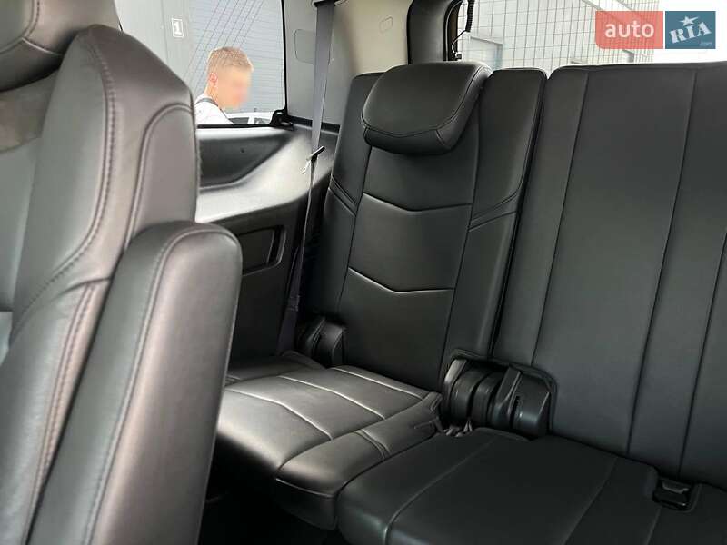 Внедорожник / Кроссовер Cadillac Escalade 2017 в Львове