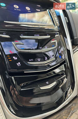 Внедорожник / Кроссовер Cadillac Escalade 2018 в 