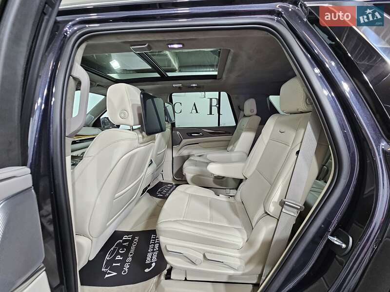 Внедорожник / Кроссовер Cadillac Escalade 2022 в Киеве