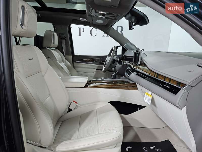 Внедорожник / Кроссовер Cadillac Escalade 2022 в Киеве