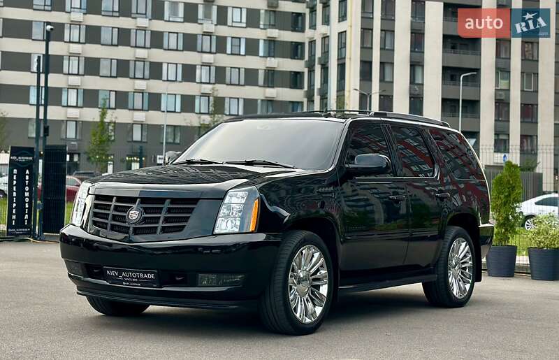 Позашляховик / Кросовер Cadillac Escalade 2007 в Києві