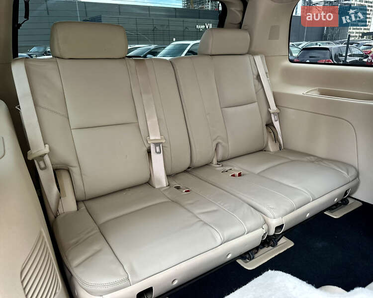 Позашляховик / Кросовер Cadillac Escalade 2007 в Києві