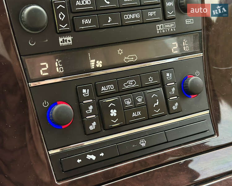 Позашляховик / Кросовер Cadillac Escalade 2007 в Києві