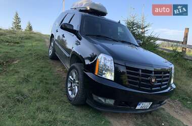 Внедорожник / Кроссовер Cadillac Escalade 2007 в 